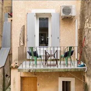 Appartamento Le Bonheur -studio Terrasse Centre-ville -, LʼIsle-sur-la-Sorgue